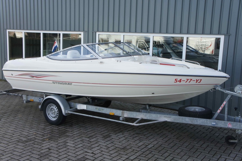 Stingray 185 LX Bowrider